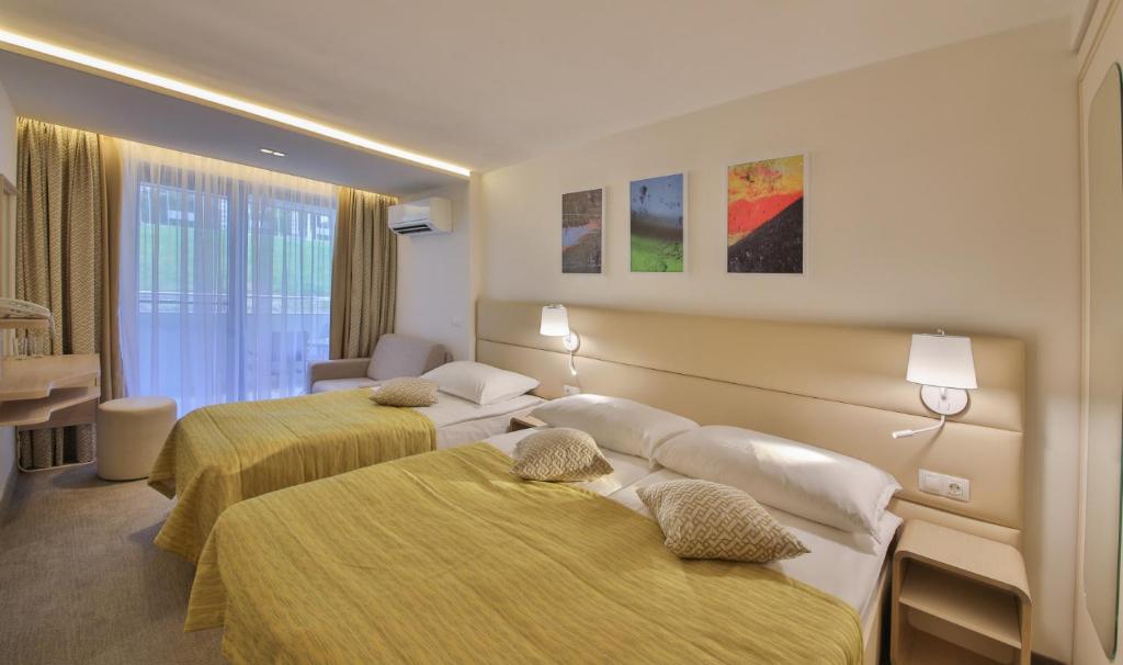 Litoral 2022 Hotel Primasol Ralitsa Superior 4*, Albena